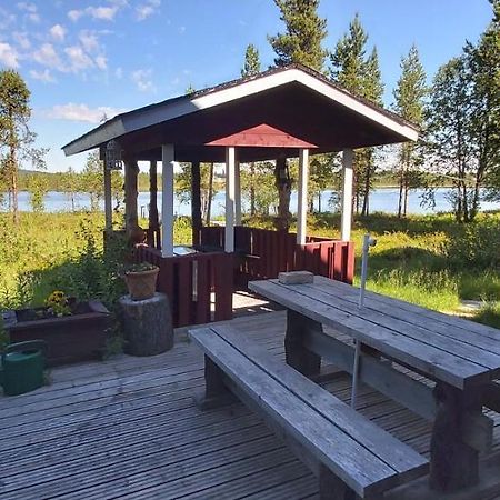 Ivalo Lake Cottage エクステリア 写真